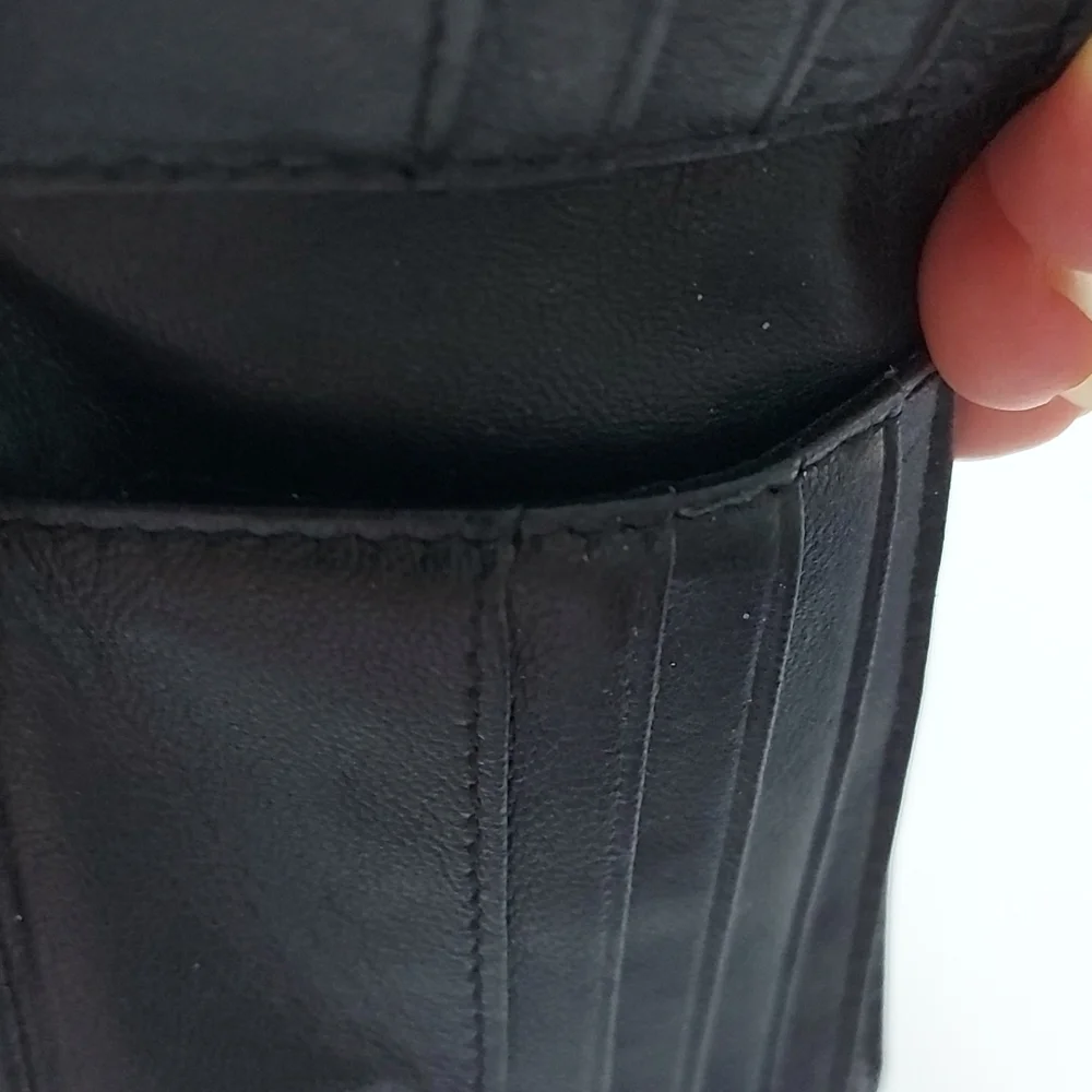 Mens Roots Wallet - Picture 9 of 12